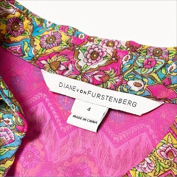 Diane von Furstenberg 100% silk Blakely Sleeveless Blouse 4 top button floral - Picture 6 of 13